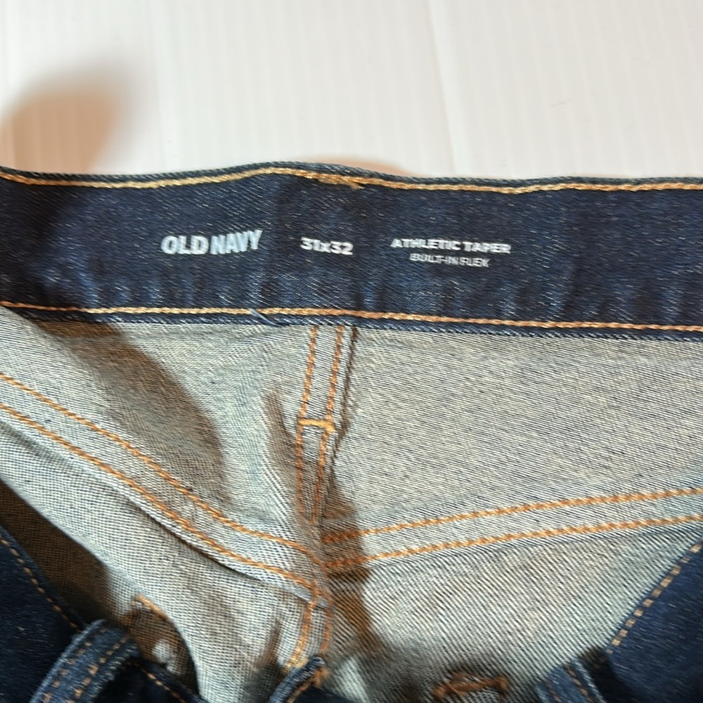 Old Navy Athletic Taper Cotton Stretch Blue Jeans 31x32 NWT - Picture 11 of 12